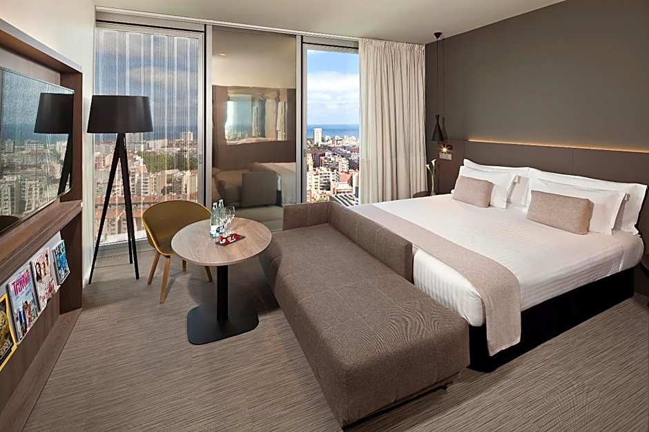 Meliá Barcelona Sky