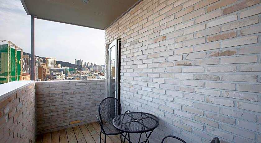 Browndot Hotel Sasang Renecite