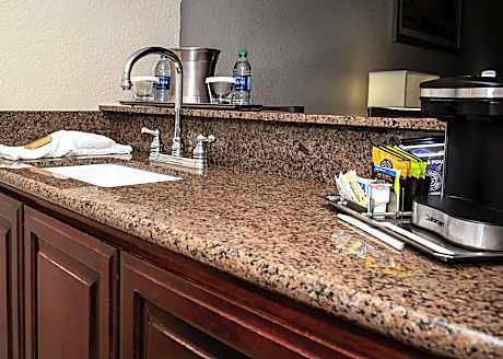 Deluxe Suite with One or Two Bed with Sofa Bed