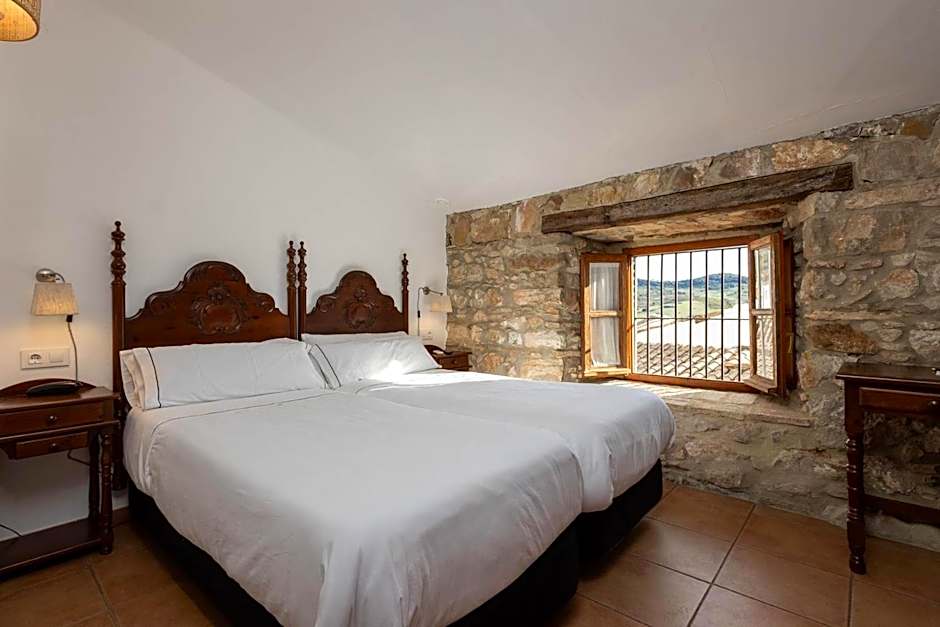 Tugasa Hotel y Apartamentos rurales La Posada