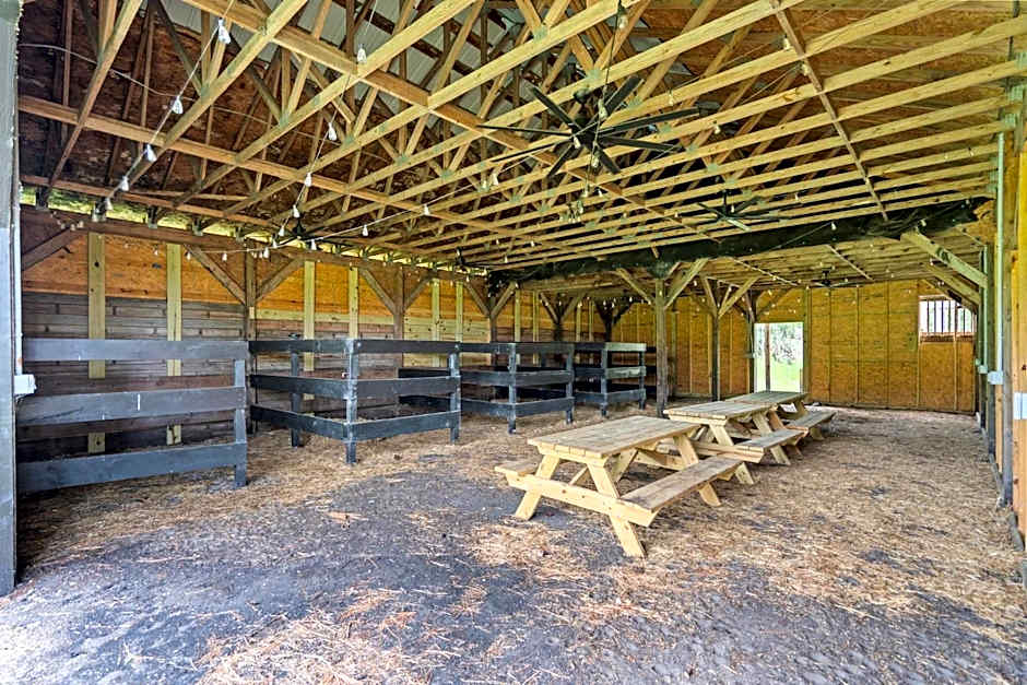 Grandma's Farm on 6 acres with Lighted Barn and River Access