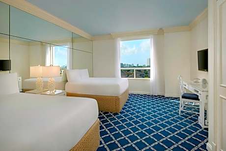 Deluxe Guest room, 2 Double, Ocean view, Beach front, Facilities access, Pool access, Pool