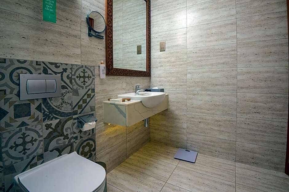 Golden Tulip Zanzibar Airport Hotel & Spa