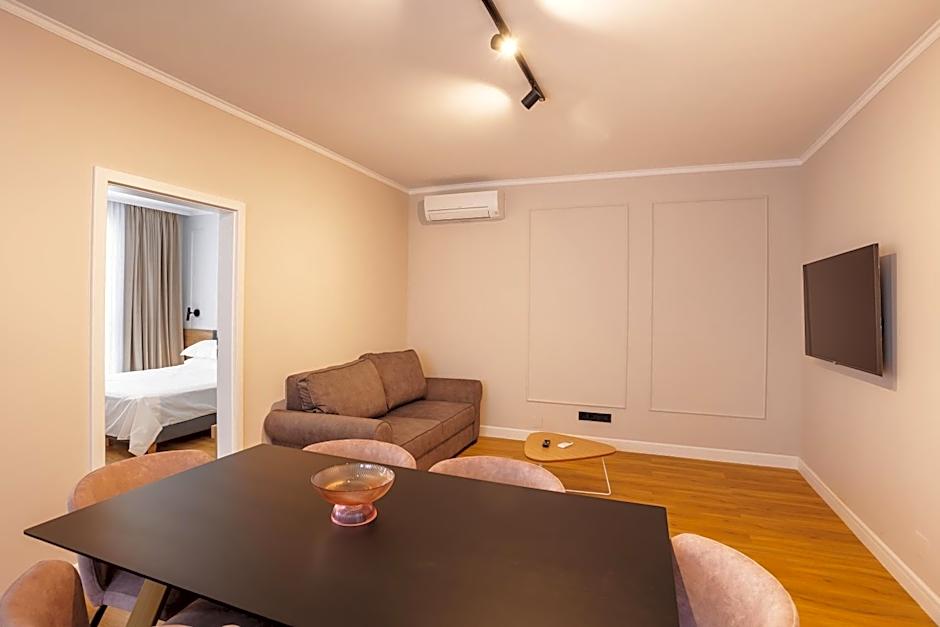 Bloom Downtown Suites