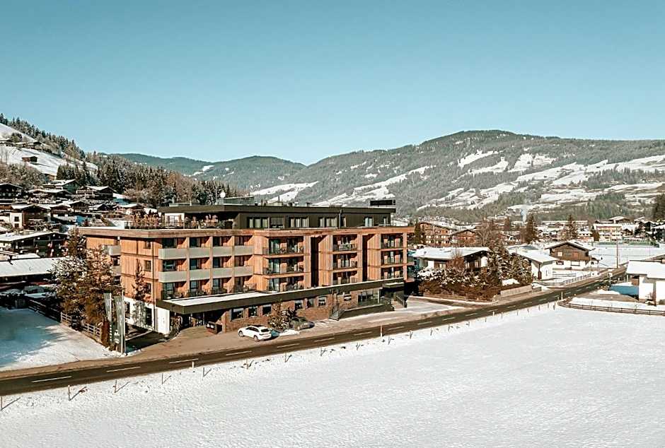 AlpenParks Hotel & Apartment Taxacher