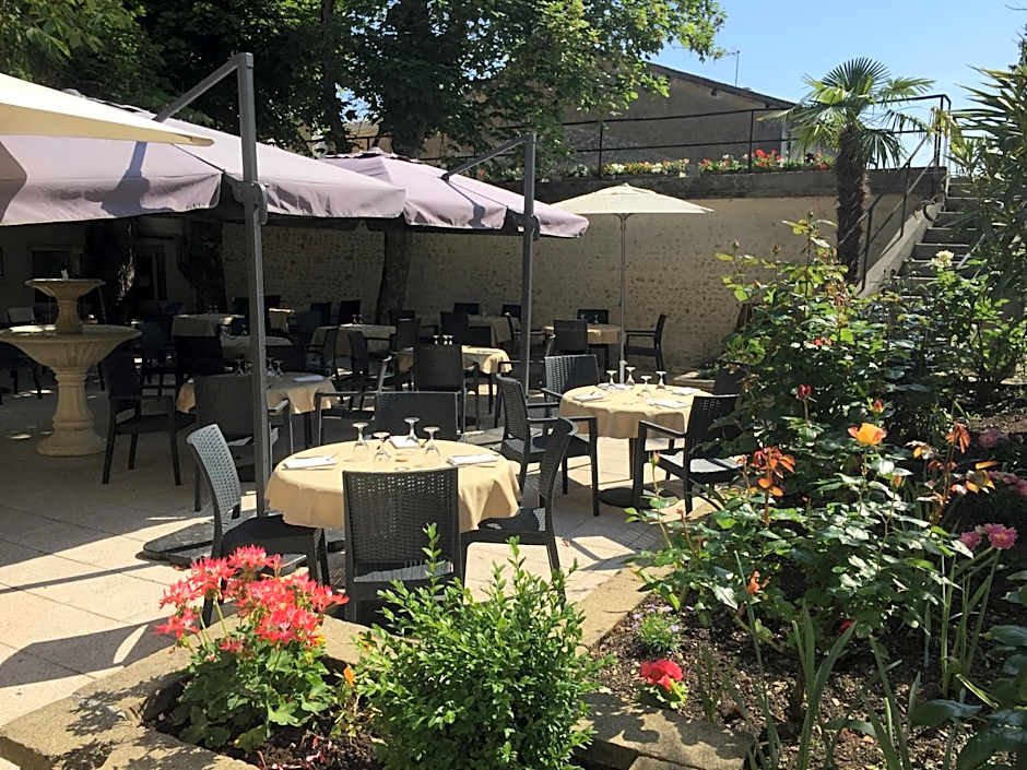 Hôtel Restaurant La Boule d'Or