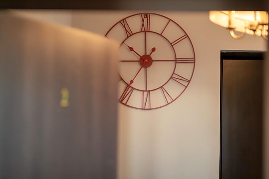 Vila Fortuna - Art O'Clock