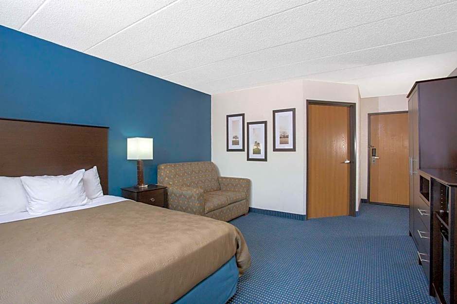 AmericInn by Wyndham Hayward