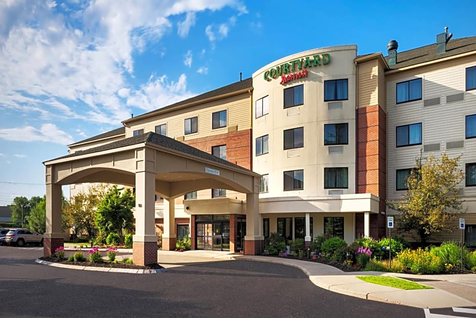 Courtyard by Marriott Portland Airport