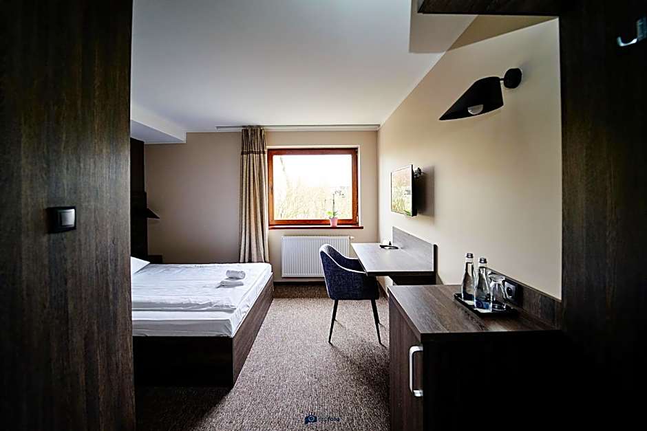 Gościniec pod Strzechą