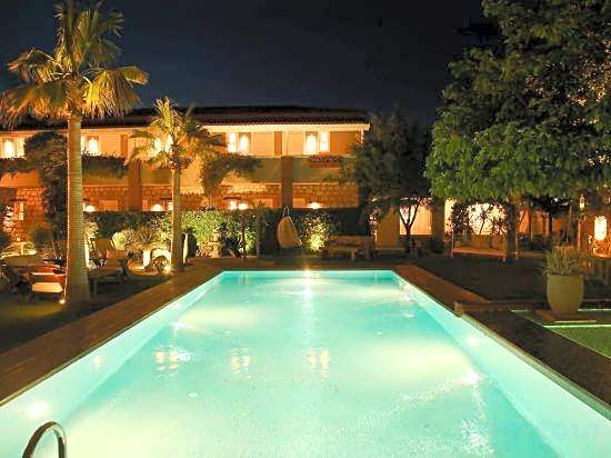 Alacati Cadde 75 Luxury Hotel