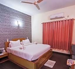 Hotel Radhika Regency