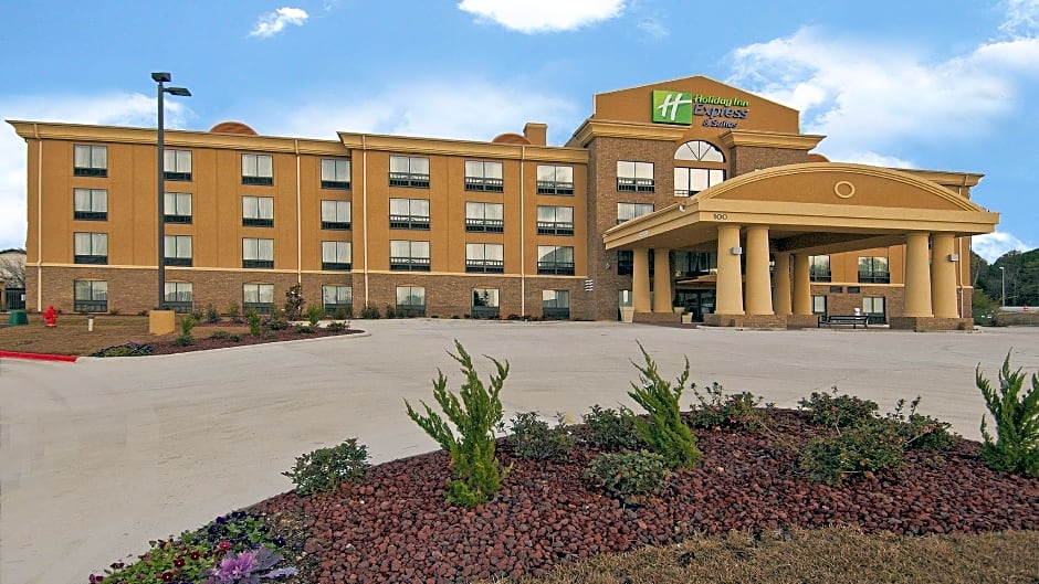 Holiday Inn Express & Suites Jackson/Pearl International Airport