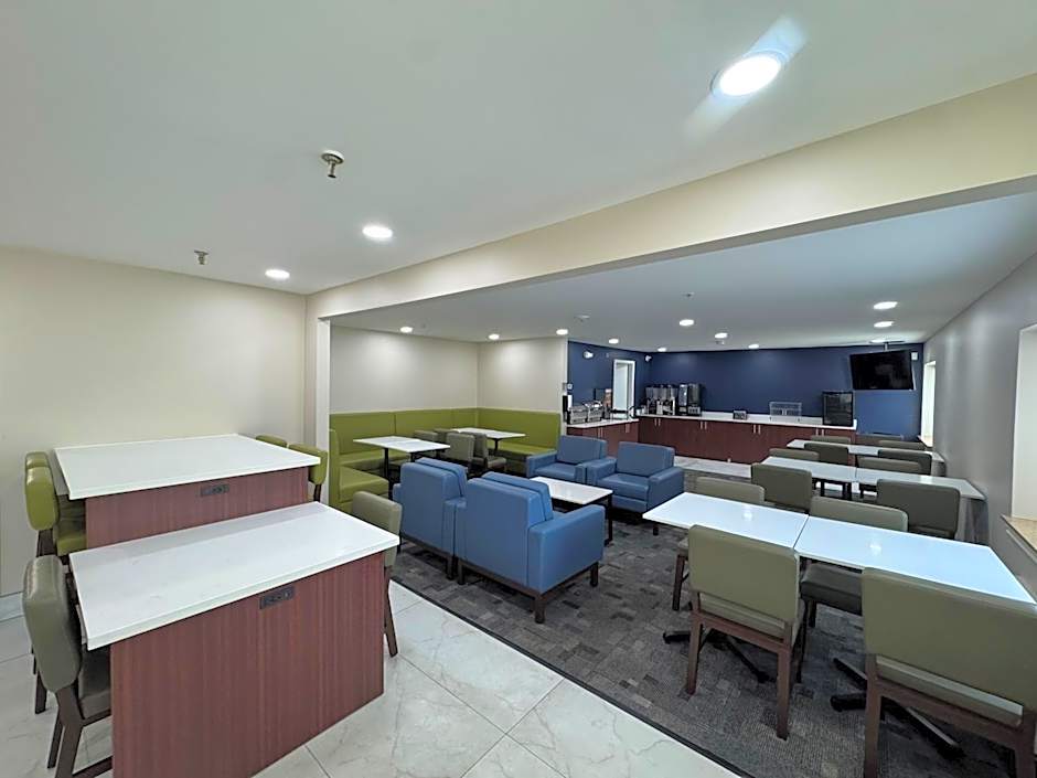 La Quinta Inn & Suites by Wyndham Auburn Worcester