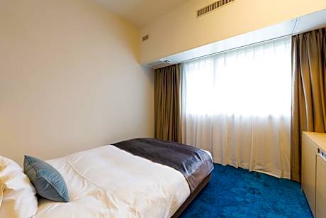 Standard Double Room - Non-Smoking
