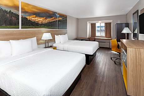 Queen Room with Two Queen Beds - Non-Smoking