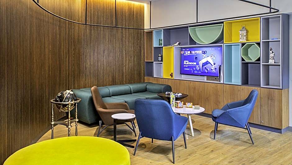 Holiday Inn Yerevan - Republic Square By IHG