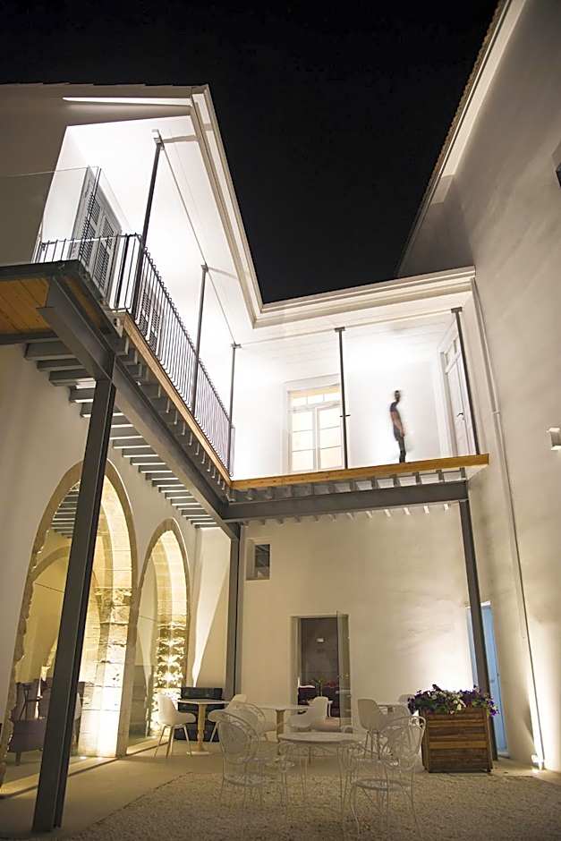 Lokàl Boutique Hotel