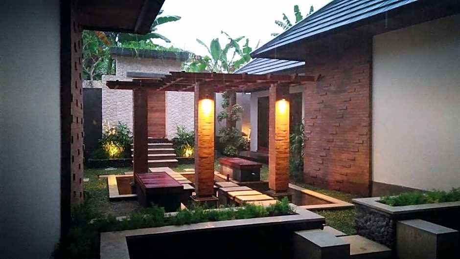 Riverside Villa Tanah Lot by Smart Digital