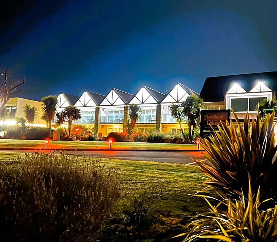 Fiordland Lakeview Motel and Apartments