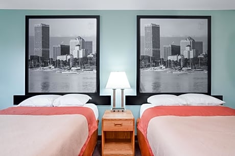 Double Room with Two Double Beds - Non-Smoking