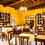 ISA-Farmhouse with swimming-pool in Chianti-area in the middle of Tuscan nature