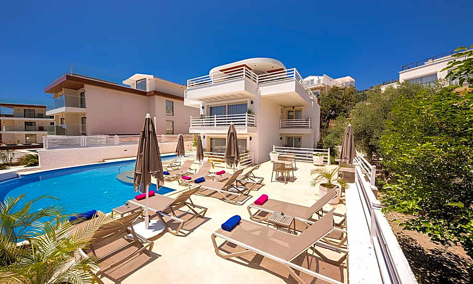 Kalkan Saray Suites Hotel