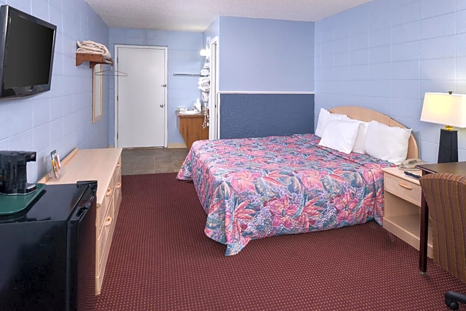 Americas Best Value Inn & Suites Branson - Near The Strip