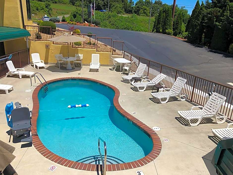 Quality Inn Hillsville