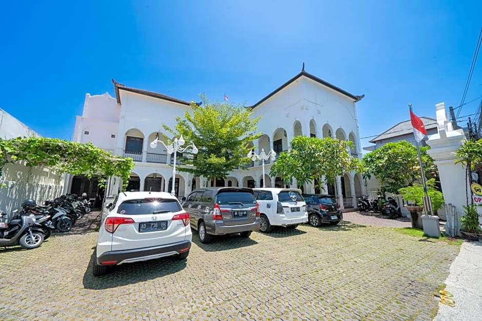 Pitaloka Hotel Sanur By DeWizZ Management
