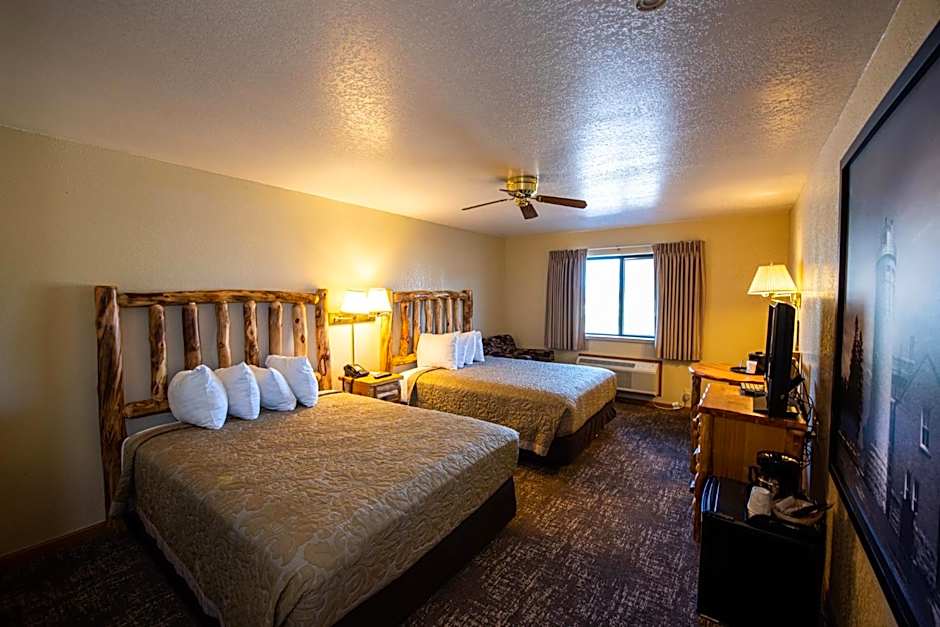 Super 8 by Wyndham Bridgeview of Mackinaw City