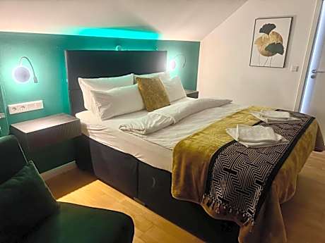 Superior  Double Room with Private Bathroom