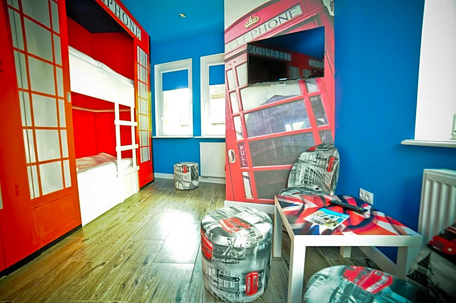 World Hostel - Old Town