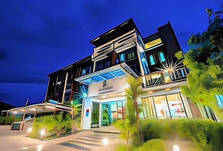 The living Hotel Samutprakan