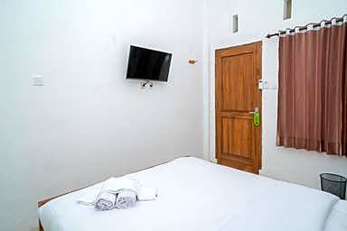 Urbanview Hotel Sky Batu Malang by RedDoorz