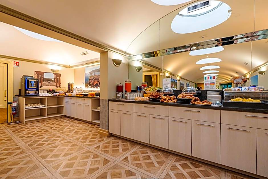 Crystal Hotel Varese