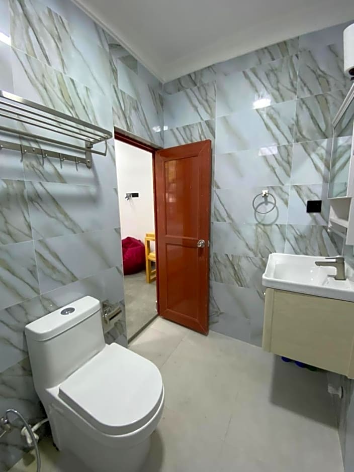 La Luna Boutique Dhangethi