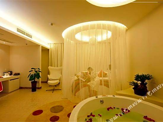 Simen Hotel