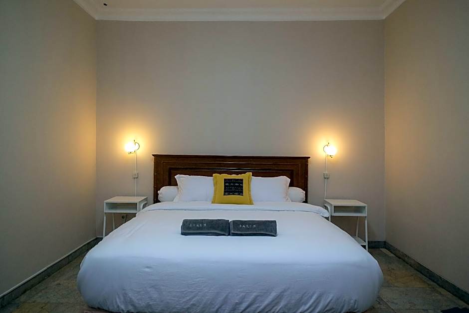 SAREH VILLA by The Lavana