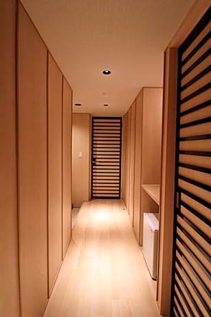 2 Bed Room Suite with Private Bathroom