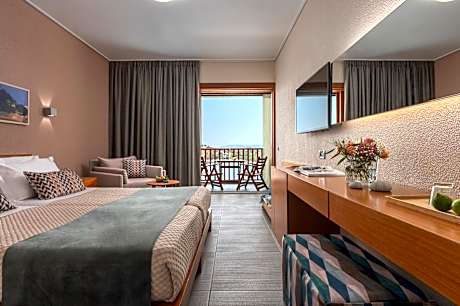 Superior Room with Koukounaries Beach View