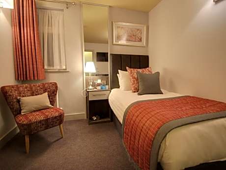 Standard Single Room with Shower