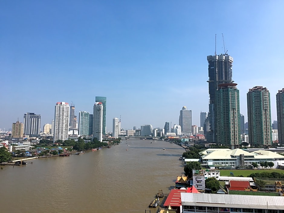 Ramada Plaza by Wyndham Bangkok Menam Riverside