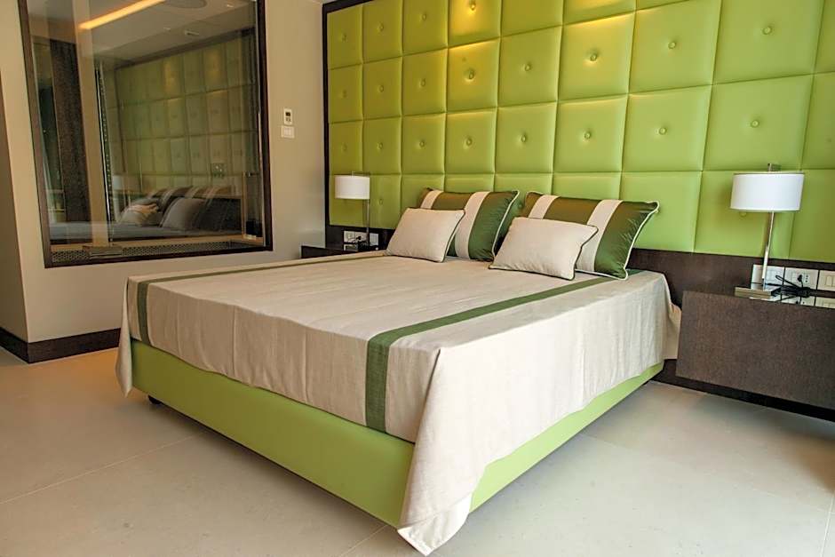 Ngonia Bay Boutique Hotel