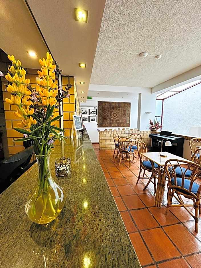 Hotel Apartamento Porto Covo