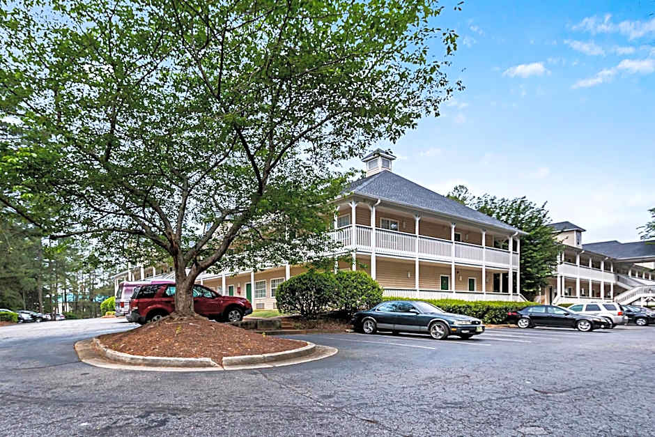 HomeTowne Studios Atlanta - Lawrenceville
