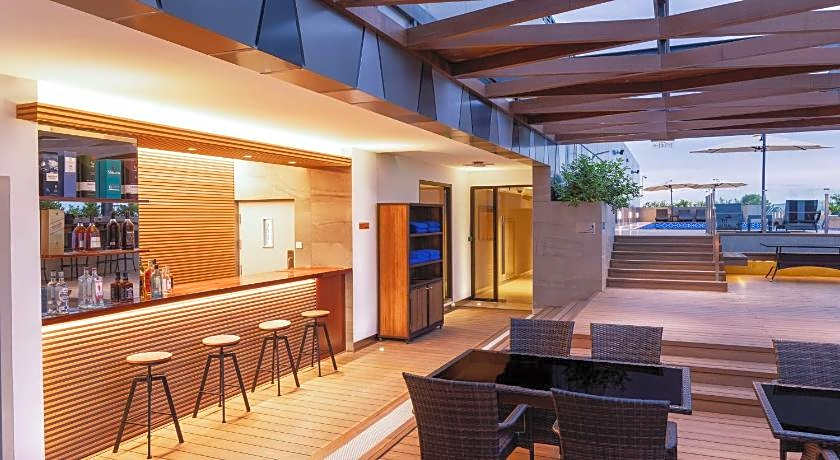 DoubleTree by Hilton Vientiane