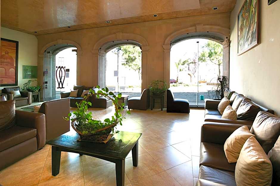 Hotel Casa del Virrey & Suites