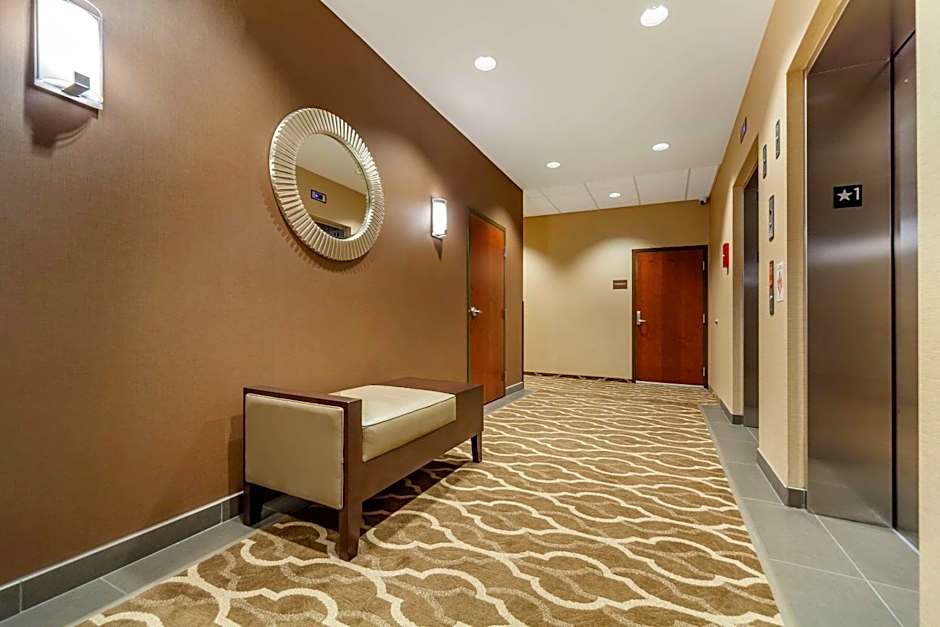 Comfort Suites Grand Island South