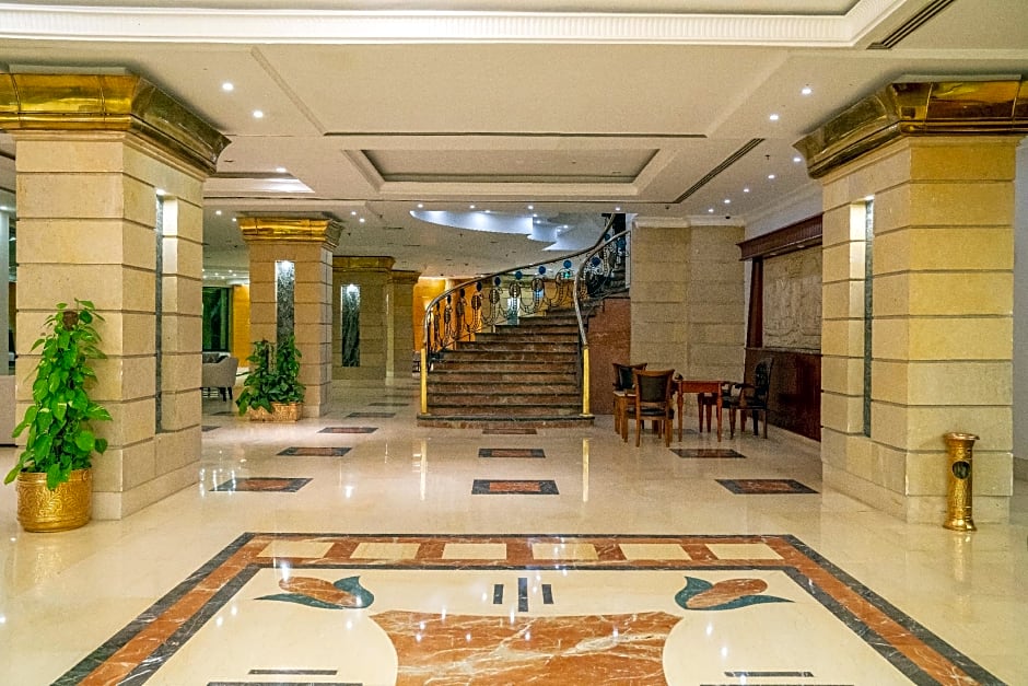 Azal Pyramids Hotel